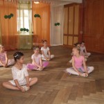 Spielerisches Tanzen im Familienzentrum, Mai 2015