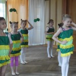 Spielerisches Tanzen im Familienzentrum, Mai 2015