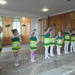 Spielerisches Tanzen im Familienzentrum, Mai 2015